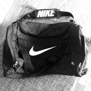 Nike duffel bag